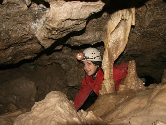 canmore-cave-tours-L-6.jpg