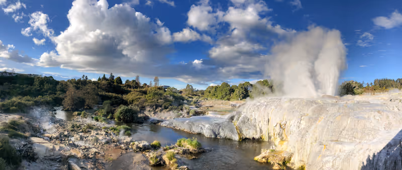 Pohutu Geyser in Te Puia National Park, New Zealand.