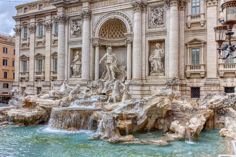 The Trevi fountain seen from the right side of the square