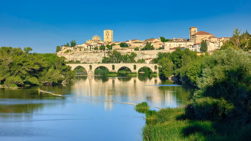 Zamora seen form Douro riverside, Zamora province, Spain