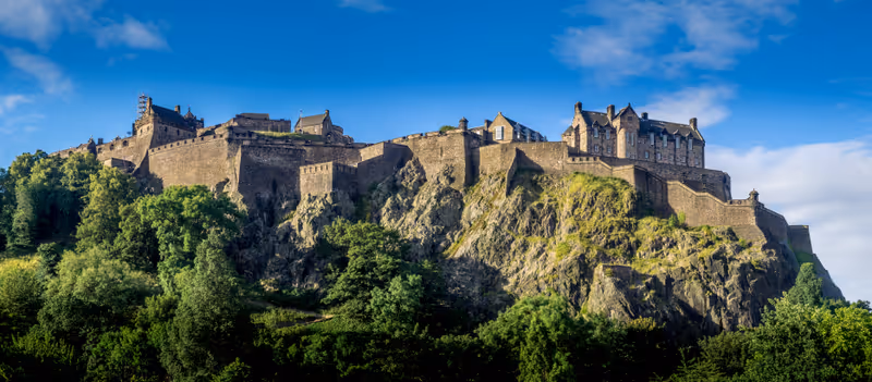 Panoramic image of Edinburgh Castle on a summer day.