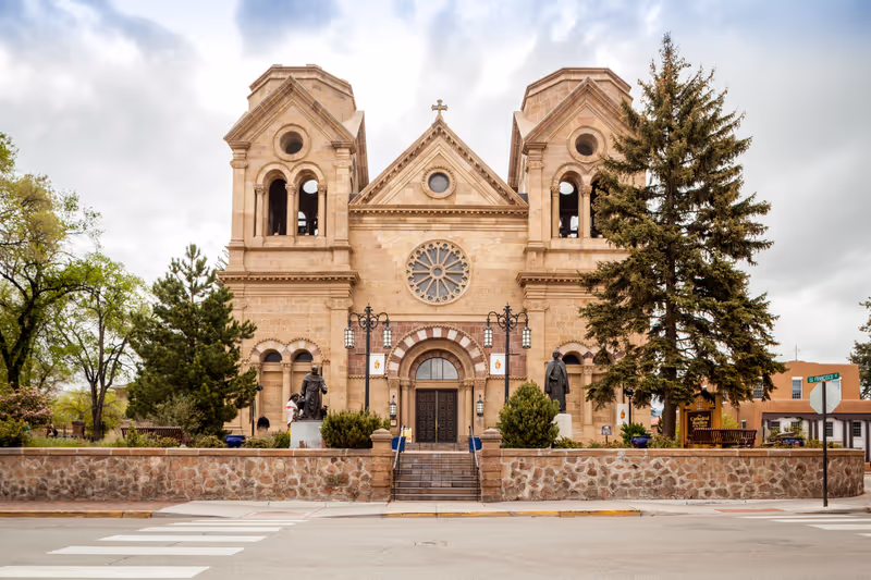 Cathedral Basilica of St. Francis of Assisi, Cathedral Place, Santa Fe, Nowy Meksyk